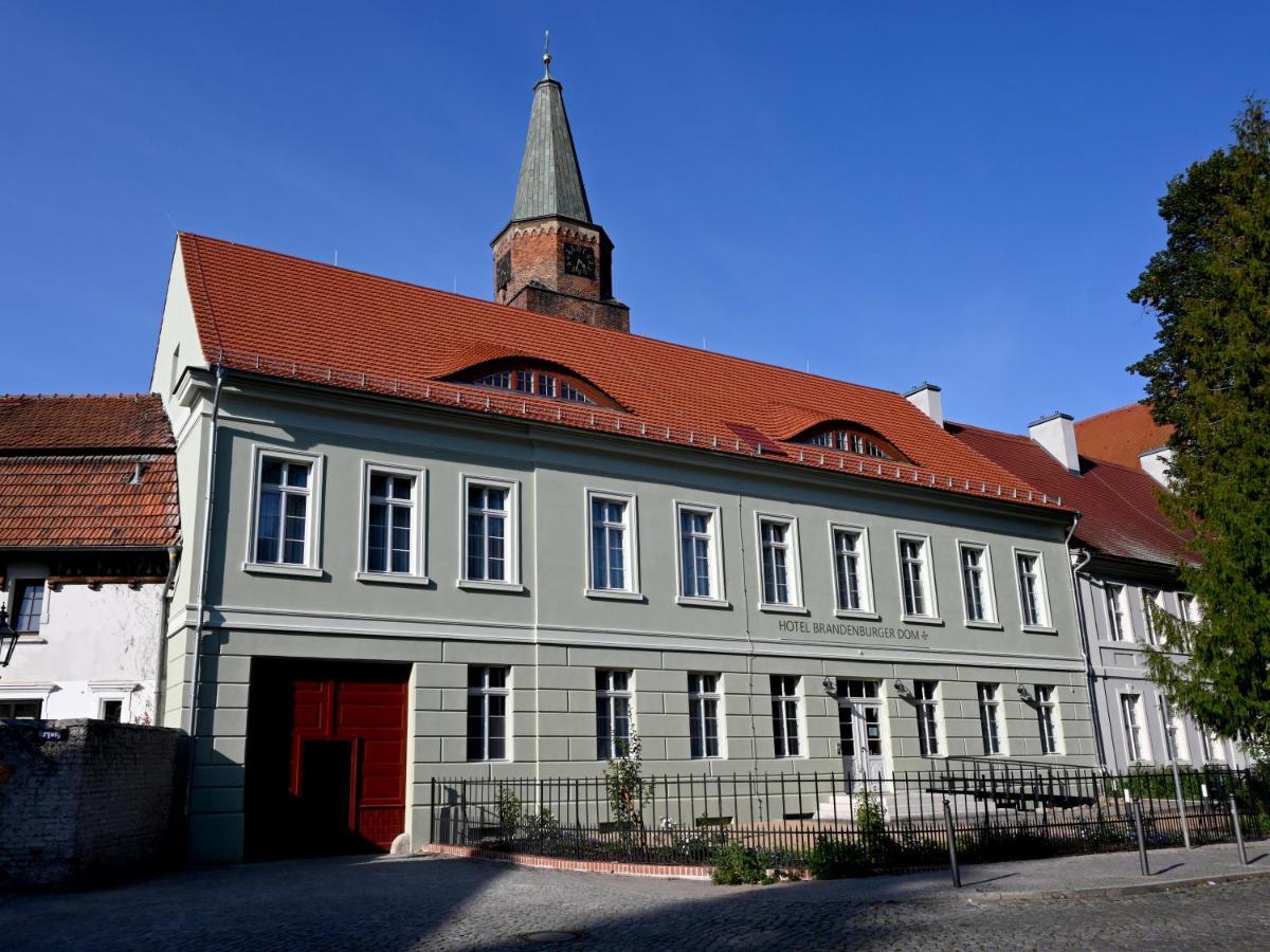 Hotel Brandenburger Dom Brandenburg  Bagian luar foto
