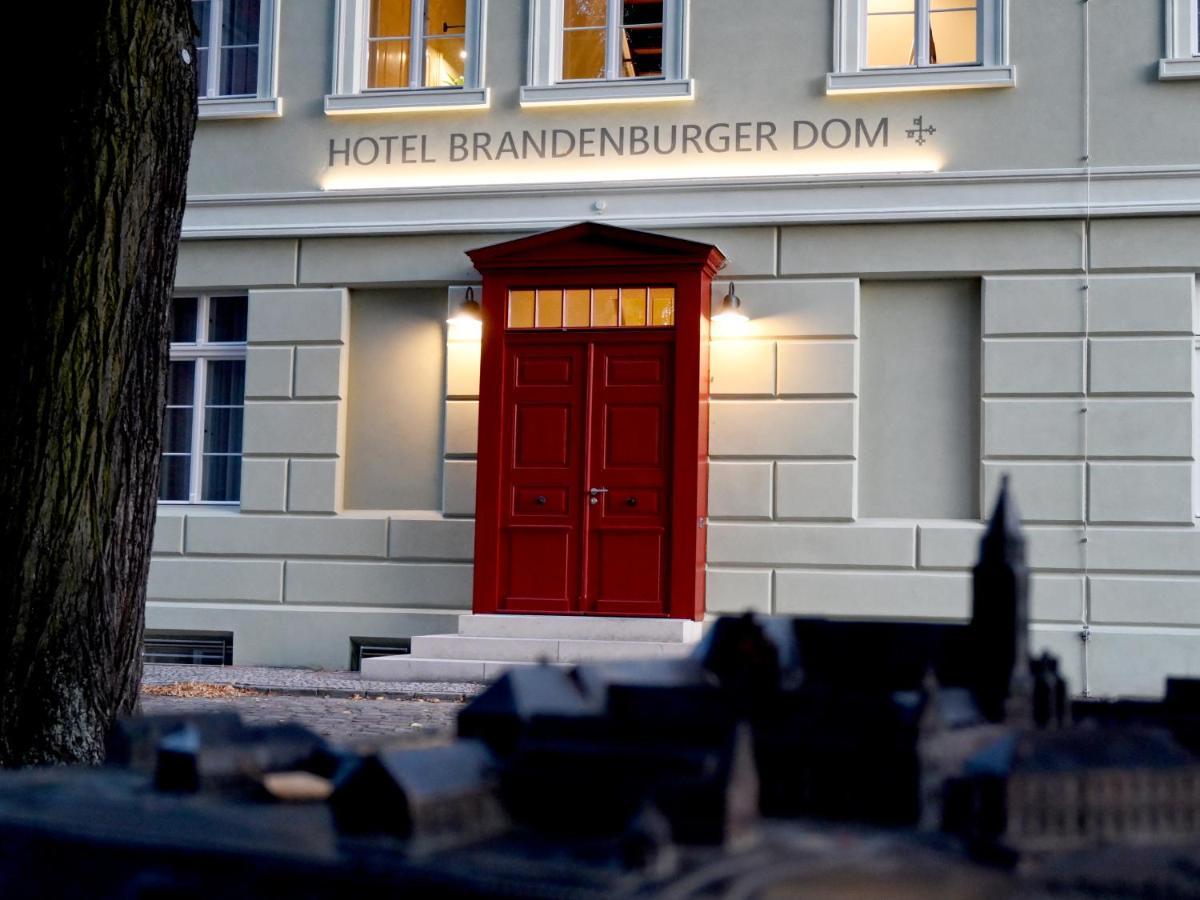 Hotel Brandenburger Dom Brandenburg  Bagian luar foto