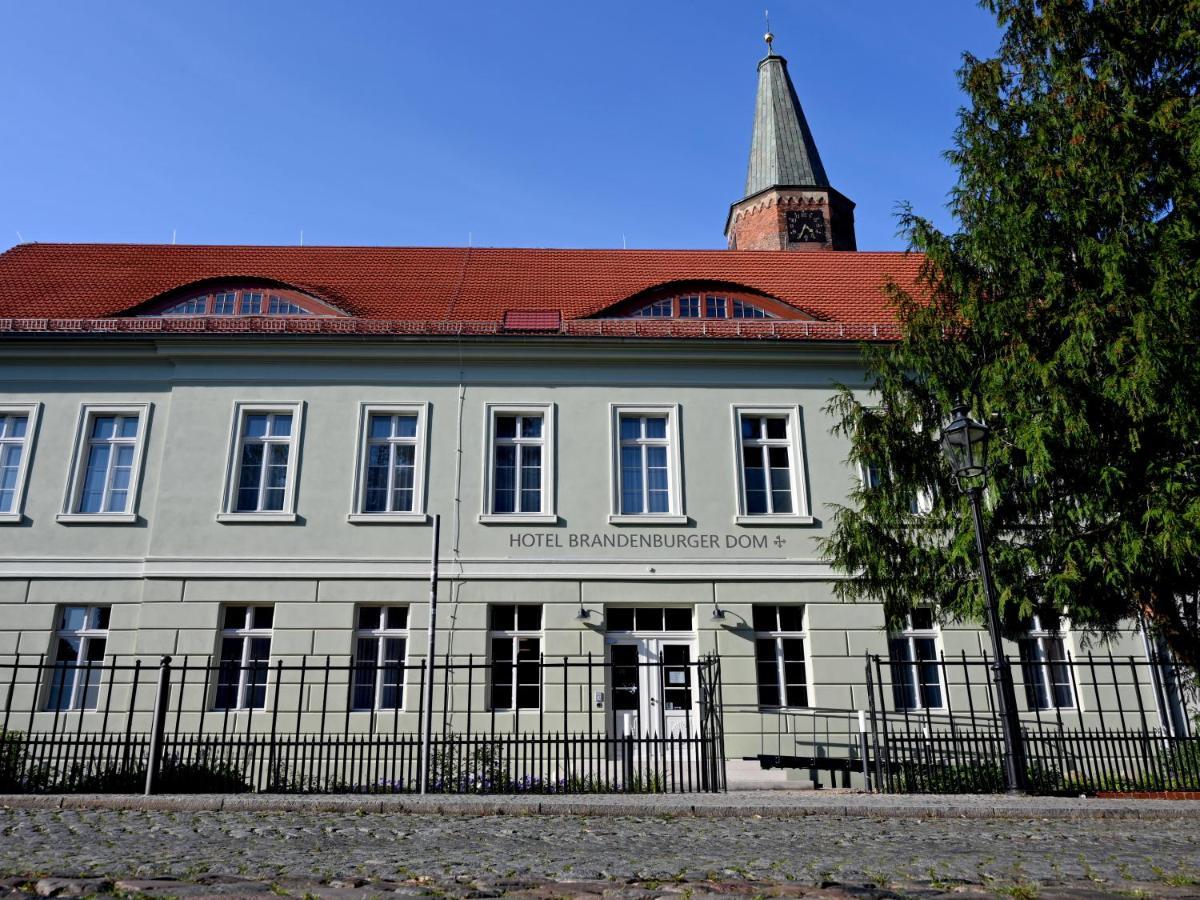 Hotel Brandenburger Dom Brandenburg  Bagian luar foto