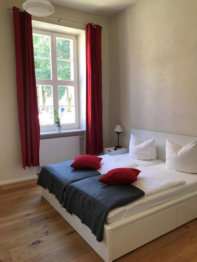 Hotel Brandenburger Dom Brandenburg  Bagian luar foto